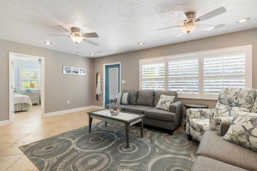 Anna Maria Island - Waterfront Escape