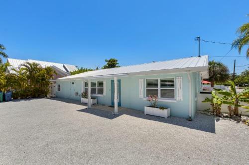 Anna Maria Island - Waterfront Escape