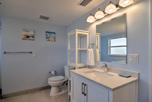 Canalfront House With Pool In San Remo Shores!