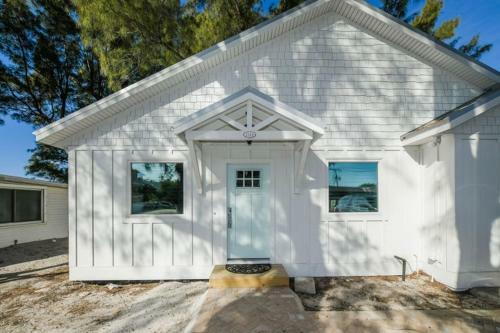 2216 Gulf Dr Home