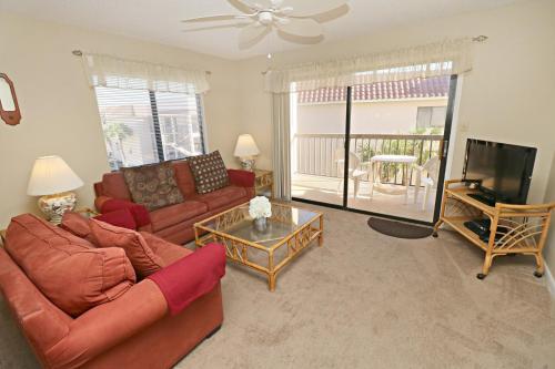 Ocean Village Club K33
