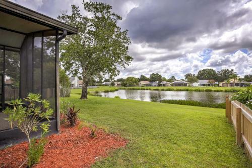 Lakefront Brandon Home With Patio And Screened Lanai!