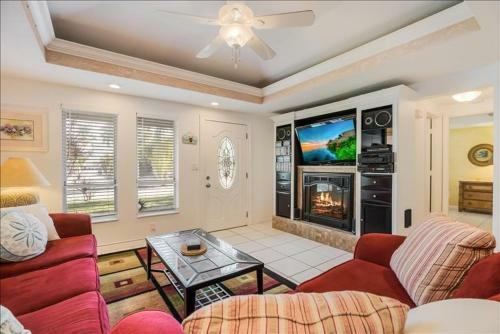 Sunnyside Up Home