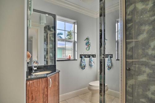 Townhome Located 200 Steps To A Locals-only Beach!