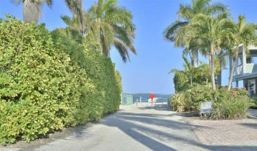 Tropical Island Waterfront Dream Home With Private Pool
