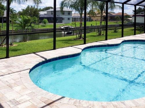 Holiday Home On Water - Ccr438