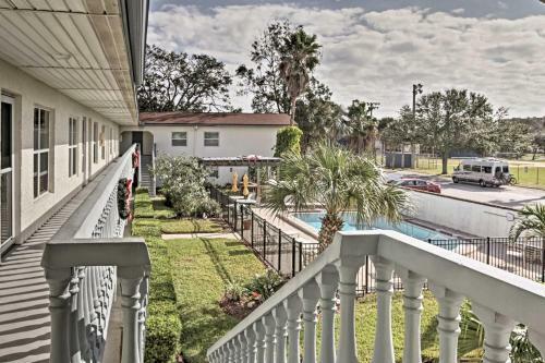Apartamento Spanish-style Studio With Pool - Walk To Cocoa Beach