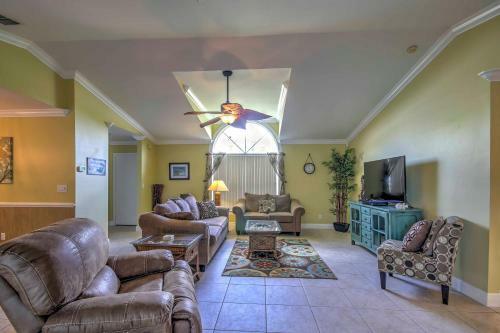 Canal Front Cape Coral House With Private Pool And Dock