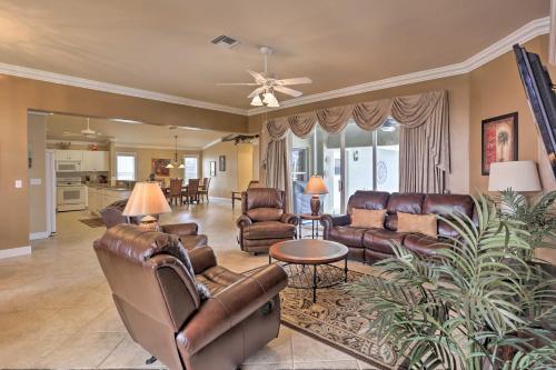 Canalfront Cape Coral House With Pool And Patio!