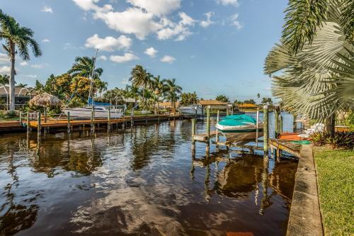 Coral Canal Oasis