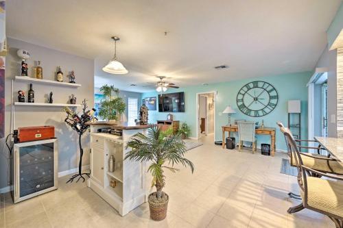 Cape Coral Retreat With Patio, 4 Mi To Beach!