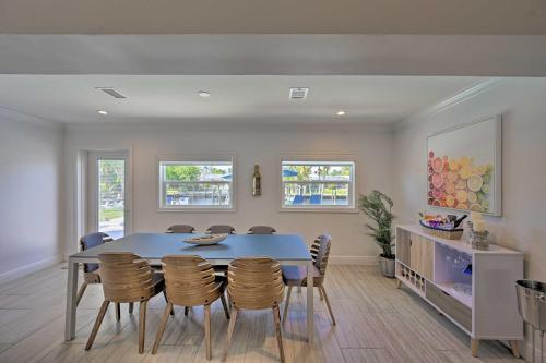 Sun-soaked Canalside Villa With Pool, Game Room