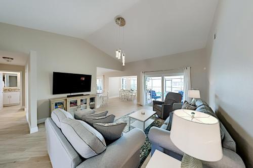 Exceptional Vacation Home In Cape Coral Home