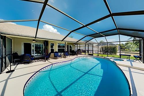 Exceptional Vacation Home In Cape Coral Home