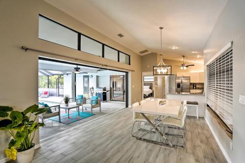 Modern Cape Coral Home With Pool, Dock And Gulf Access