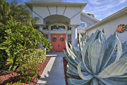 Coral Sunrise Waterfront Retreat With Pool And Patio!