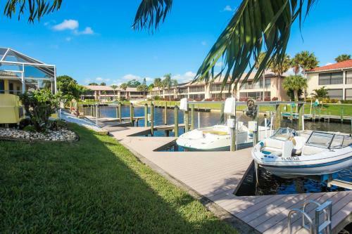 Gulf Access #a 3 Bedroom W/ Heated Pool
