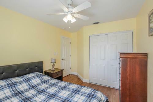 Gulf Access #a 3 Bedroom W/ Heated Pool