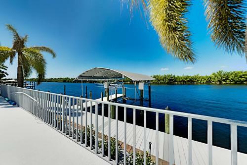 Apartamento Dolphin & Sunset - 2 Waterfront Units - Pool, Dock Duplex