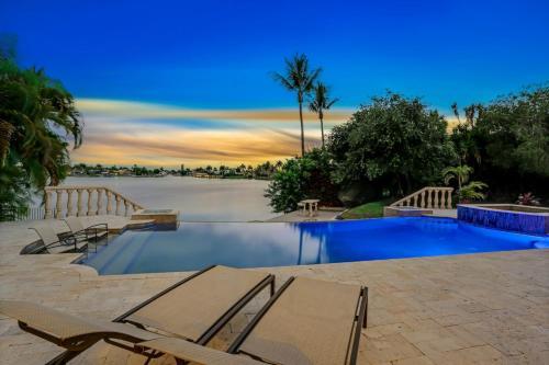 Exceptional Vacation Home In Cape Coral Home