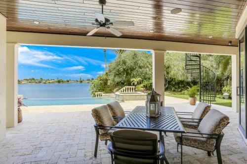 Exceptional Vacation Home In Cape Coral Home