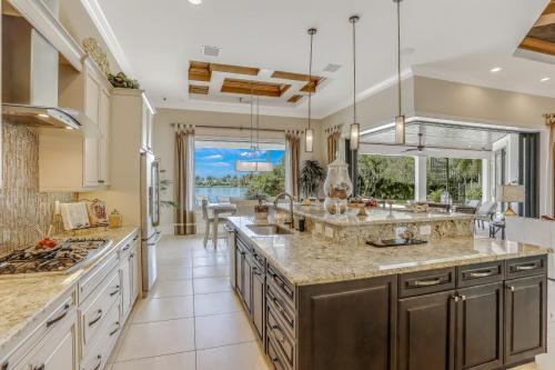 Exceptional Vacation Home In Cape Coral Home
