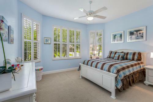 4 Bed 4 Bath Apartment In Cape Coral