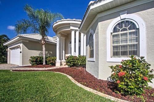Cape Coral Canalfront Home With Pool, Lanai And Dock!