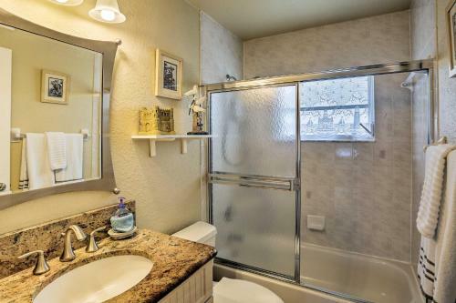 Cape Coral Villa With Pool - 7 Mi To Beach!
