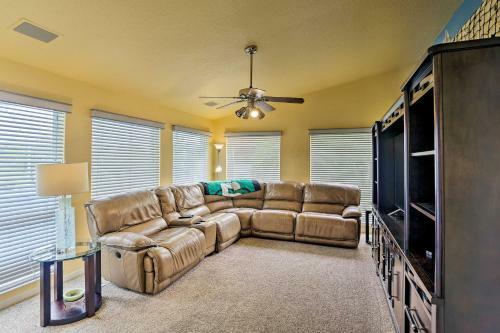 Cape Coral Villa With Pool - 7 Mi To Beach!