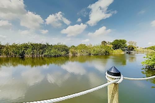 Exceptional Vacation Home In Cape Coral