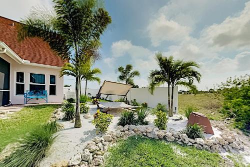 Exceptional Vacation Home In Cape Coral