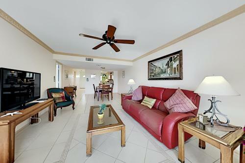 Apartamento Coral & Sandal - 2 Waterfront Units - Pool & Lanai Duplex