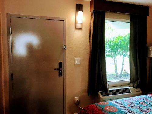 Motel Tropical Inn & Suites, Downtown Clearwater