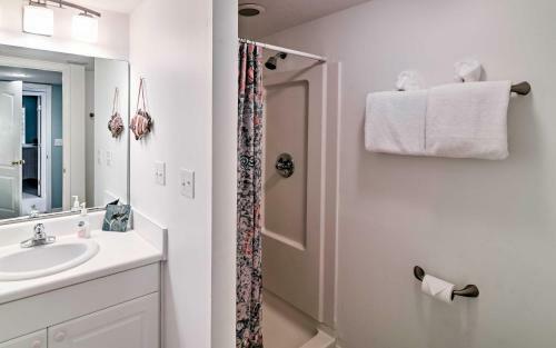 Apartamento Beachfront Cedar Key Condo With Pool, Spa And Views!