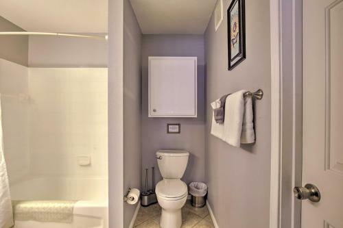 Apartamento Updated And Modern Condo - 4 Mi To Clearwater Beach!