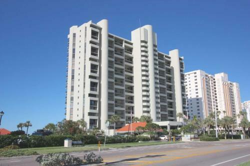 1208 Lighthouse Towers
