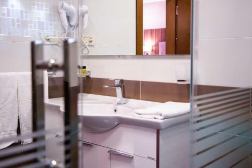 Irshad Hotel