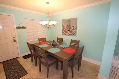 205d Barefoot Beach Club