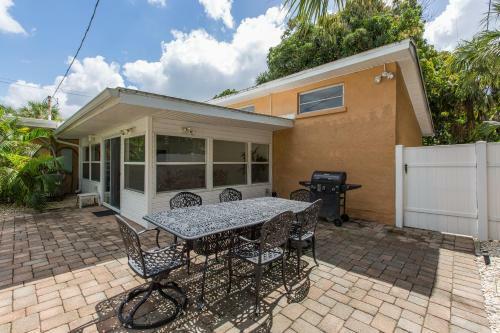 Coconut Breeze III Home
