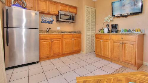 Belleair Beach Club By Teeming Vacation Rentals