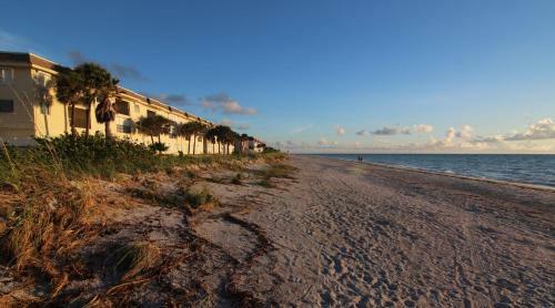 Belleair Beach Club By Teeming Vacation Rentals