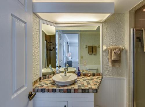 Sun Harbor Unit 1 - Weekly Rental Townhouse