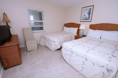 Quiet Waters By Florida Lifestyle Vacation Rentals
