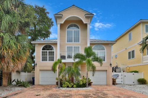 Intercoastal Waterfront Retreat