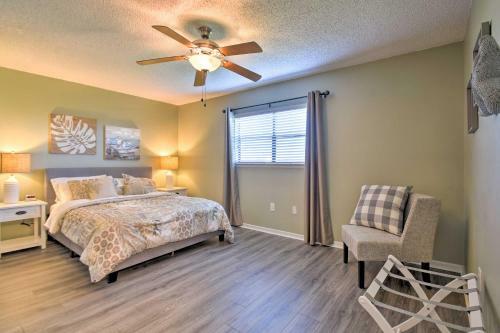 Indian Shores Townhome With Pool Access And Kayaks