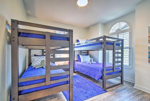 Indian Rocks Home With Game Room, Walk To Beach!