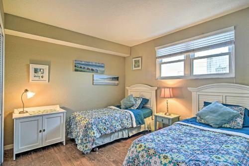 Apartamento Condo With Views And Pool, Mini-walk To Beach!