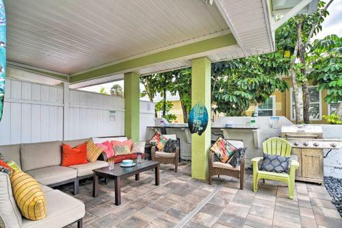 Driftwood Beach Cottage - Walk To Clearwater Bch
