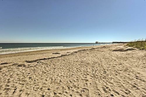 Cozy Cocoa Beach Bungalow - Walk To Beach And Pier!